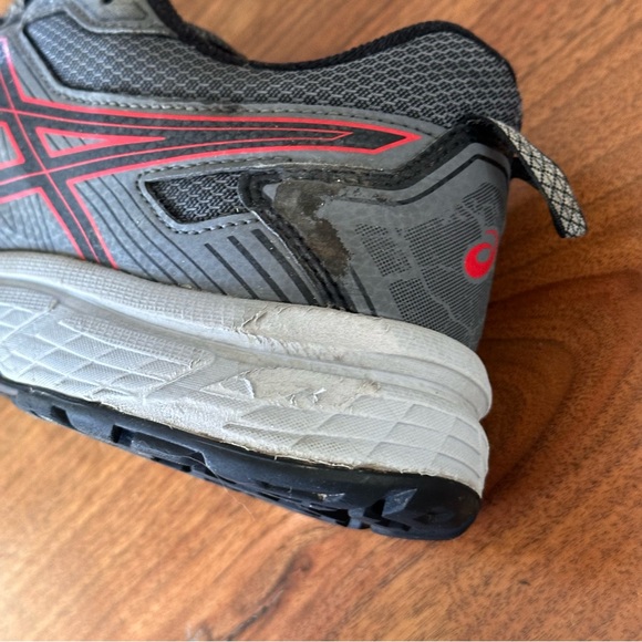 ASICS Men's Gel-Venture 7, Gray With Black And Red Accents. Size Extra W… - Picture 10 of 16